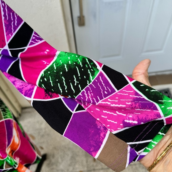 LUCKY BRAND. Colorful Top, embellished w/ Rhinestones. Size L. - Picture 3 of 11